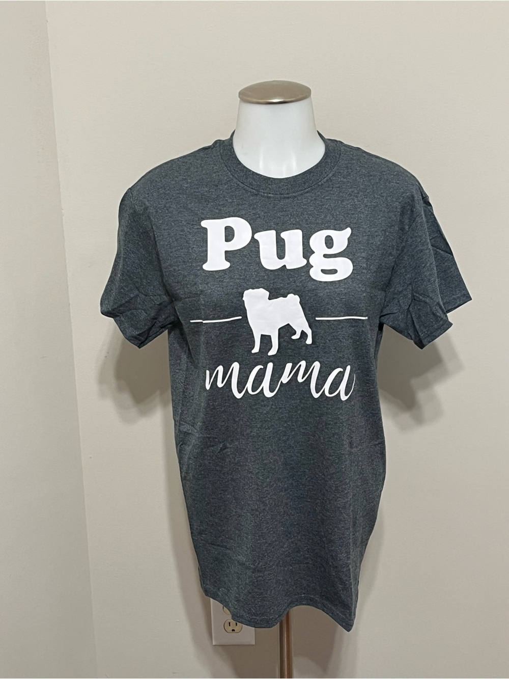 Handmade Heat Transfer Vinyl Gildan Charcoal Grey ‘Pug Mama' Short Sleeve Tee